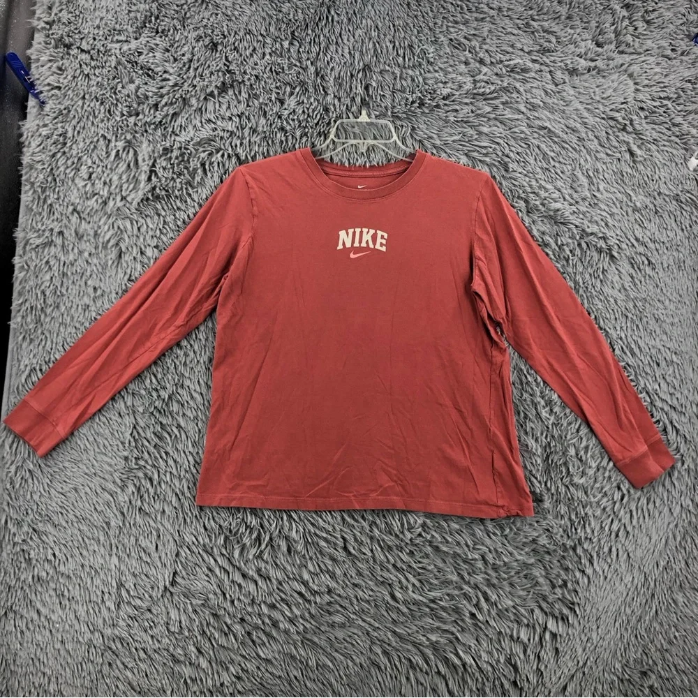 Nike Tshirt Womens XL Spellout Long Sleeve Shirt